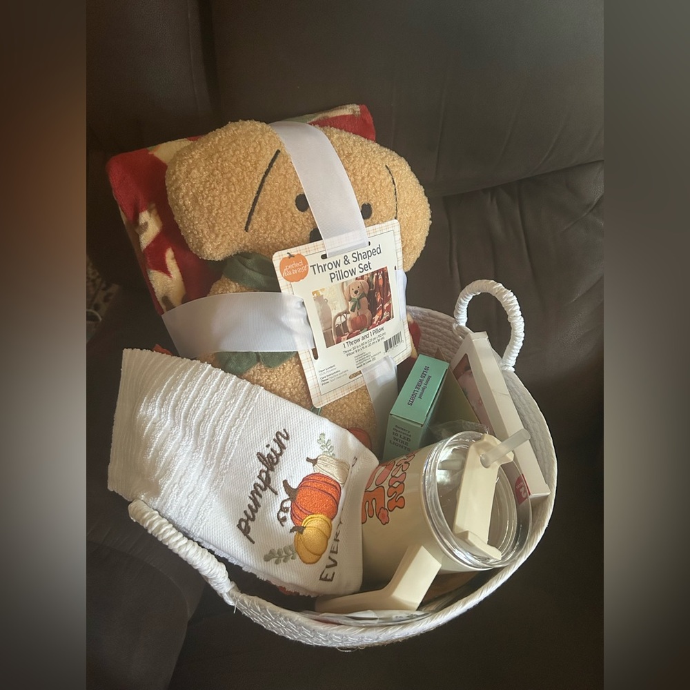 Cozy Fall (ANY OCCASION MADE TO ORDER)  Gift Baskets 🧺 🤎 Custom Made Baskets - Picture 12 of 16